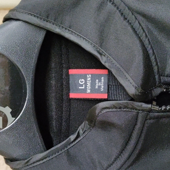 🦋FirstGear Softshell Jacket - Picture 7 of 13